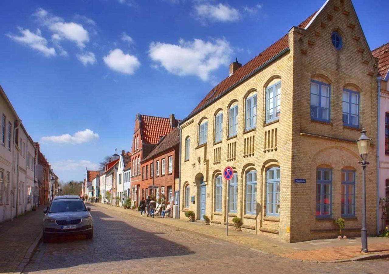 Friedrichstadtnixe, Meerchenhaftes Haus Mit Sauna Exterior photo